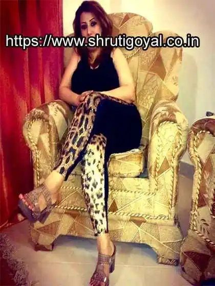 shiwani model escort ludhiana